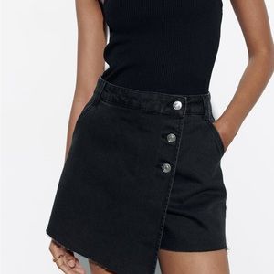 Buttoned wrap skort - size small-tags on